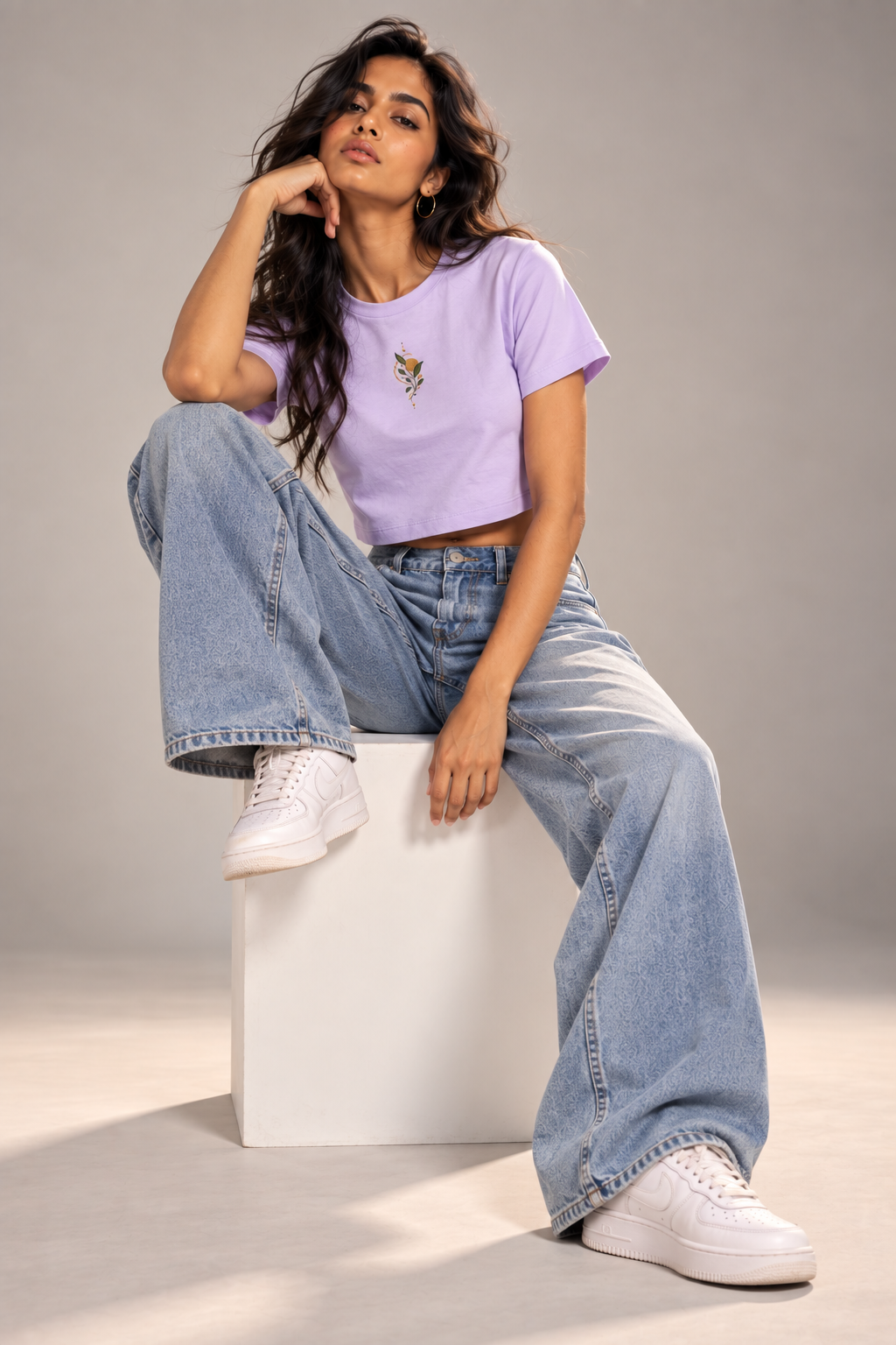 Bloom – Women's Baby Tee – Embroidered